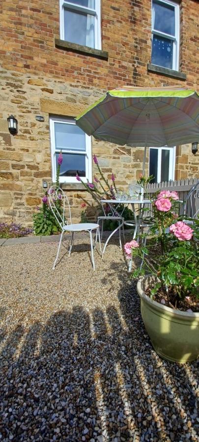 Serendipity Cottage Castleton  Exterior photo